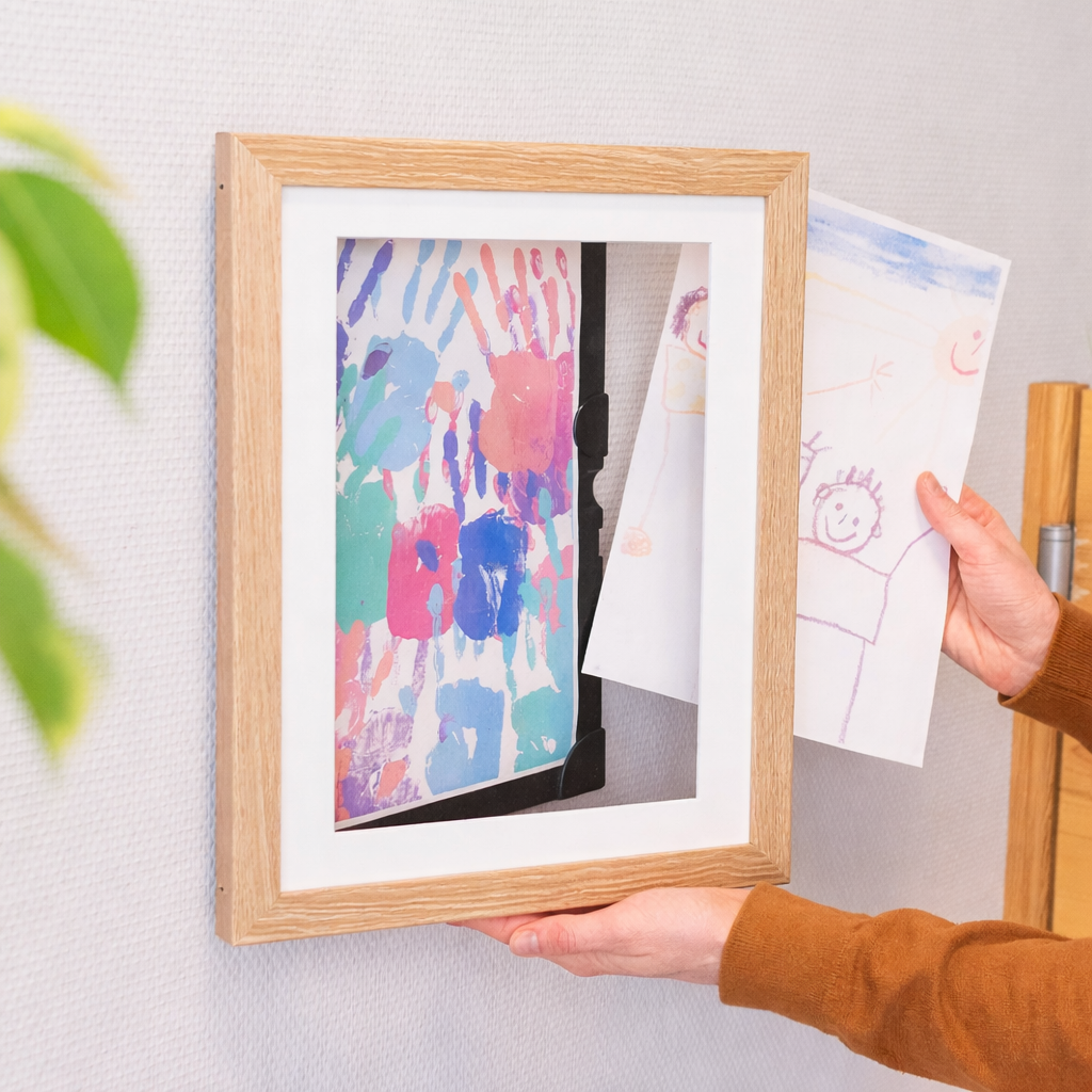 Petit Chef-d’Œuvre – Le cadre pour dessins d’enfants