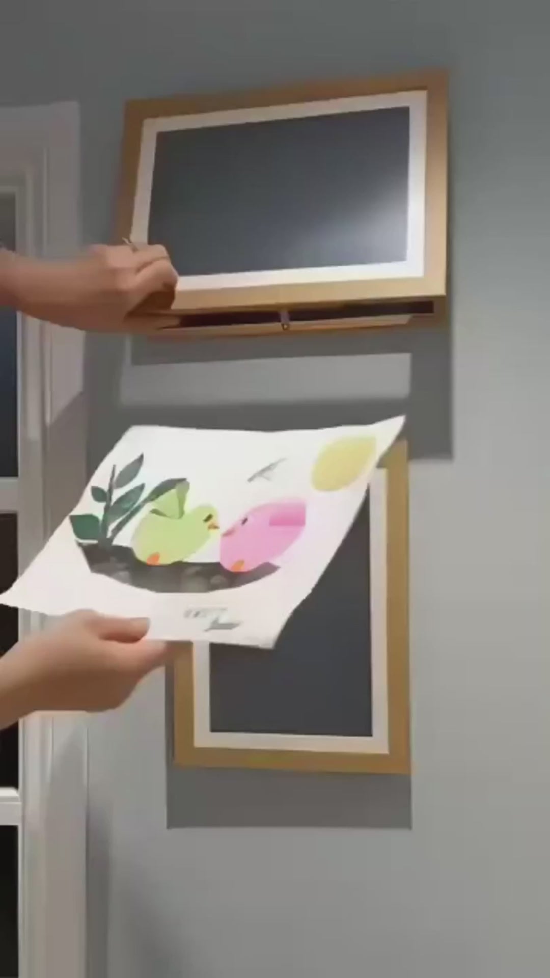 Petit Chef-d’Œuvre – Le cadre pour dessins d’enfants